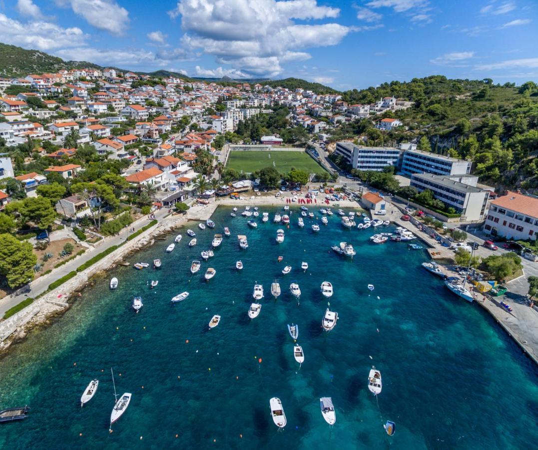 Apartmani Sara Hvar Town Bagian luar foto