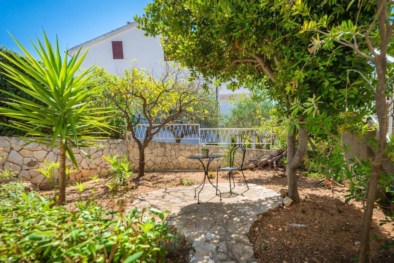 Apartmani Sara Hvar Town Bagian luar foto