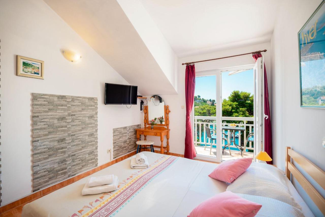 Apartmani Sara Hvar Town Bagian luar foto