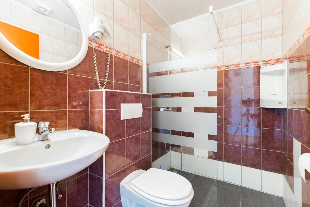 Apartmani Sara Hvar Town Bagian luar foto