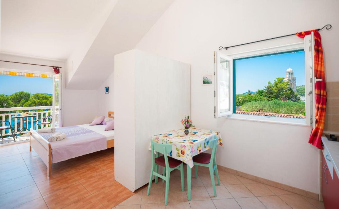 Apartmani Sara Hvar Town Bagian luar foto