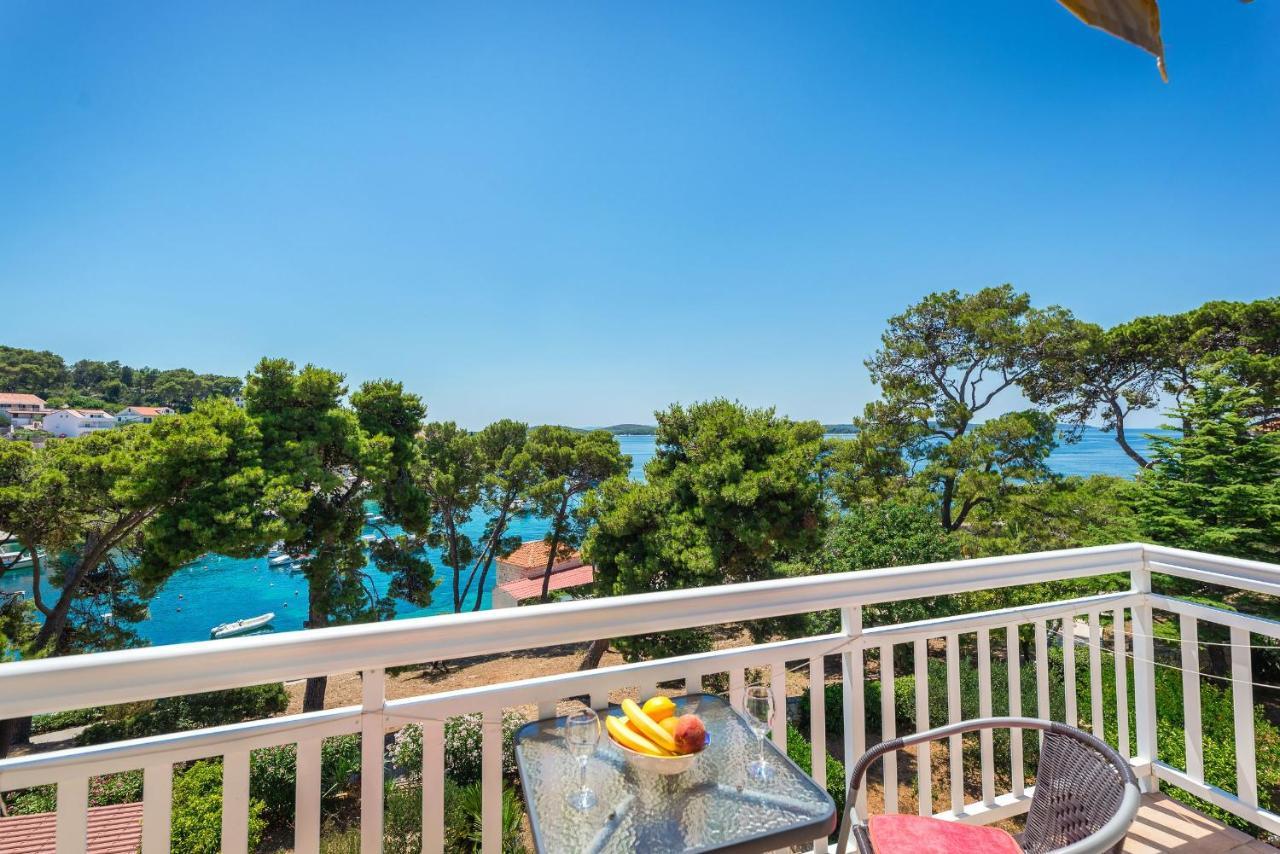 Apartmani Sara Hvar Town Bagian luar foto
