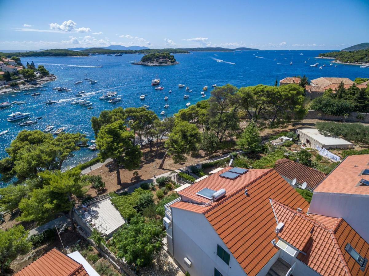 Apartmani Sara Hvar Town Bagian luar foto